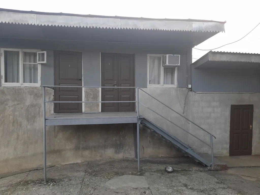 Эконом комната с кондиционером у лики