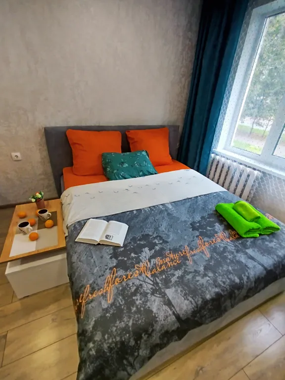 Трёхкомнатная семейная квартира с современными ремонтом Центр города