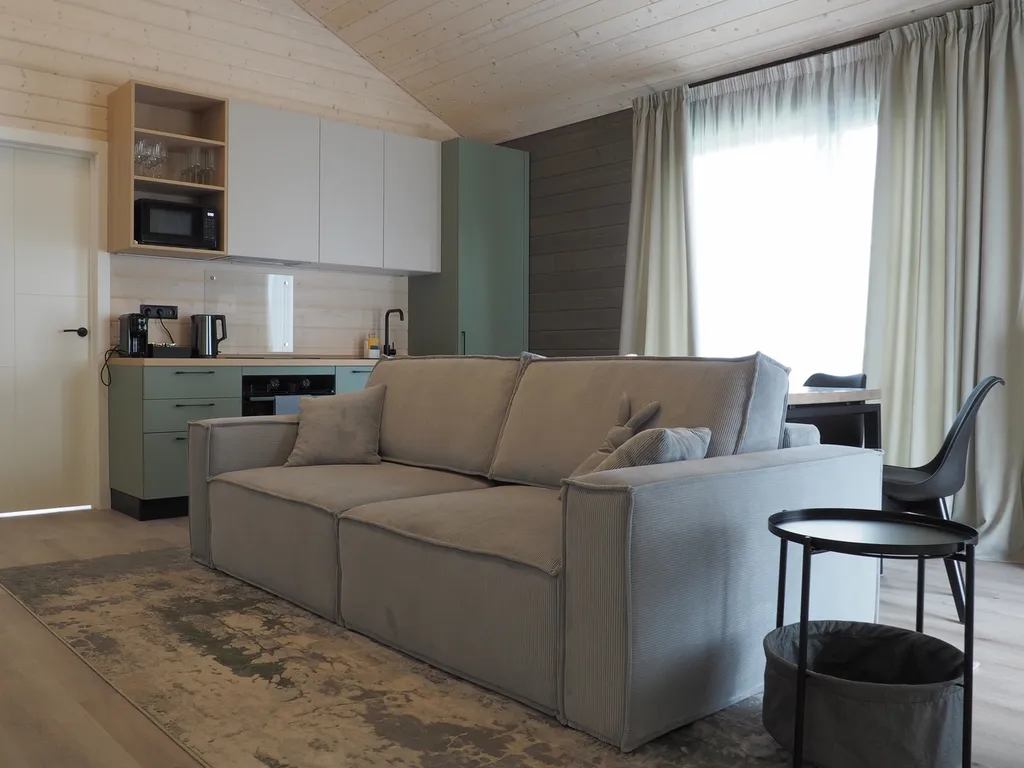 Коттедж Современный дом с баней у водохранилища — Лопотово