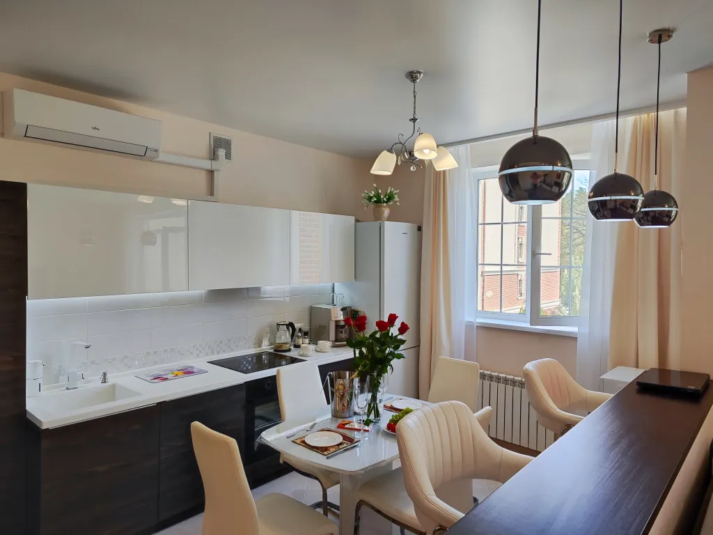 Квартира с камином у леса