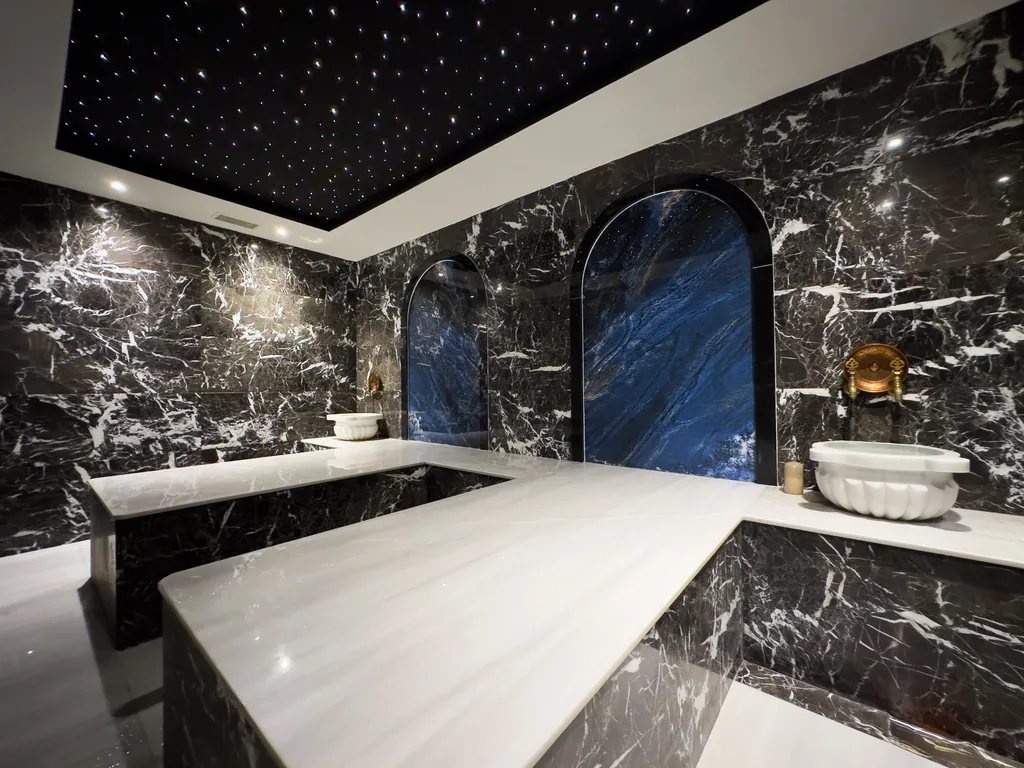 Excellence с видом на море, бассейном и SPA