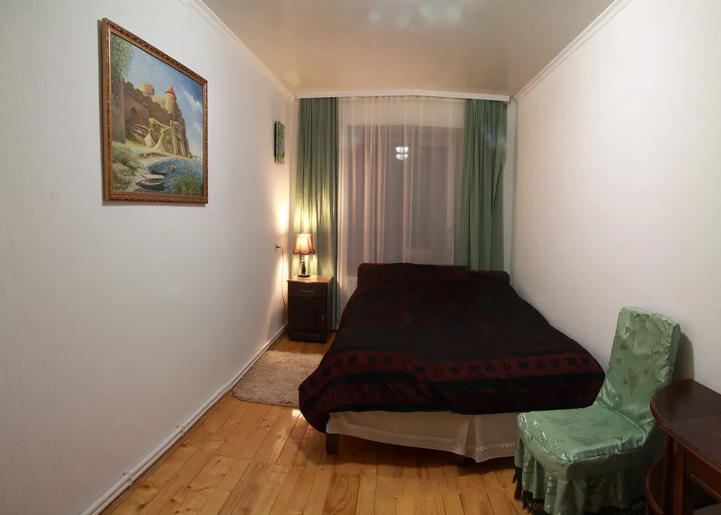 Коттедж Дом 3 спальни, большой двор беседка мангал усадьба Можжевеловый дворик — Айвовое