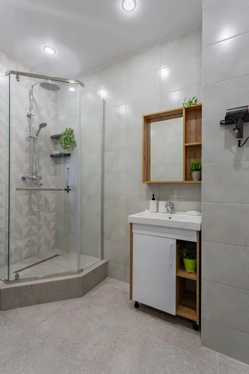 Стильная пятиместная студия в ЖК Летний