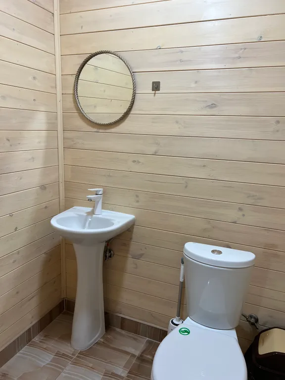 Коттедж с тёплым бассейном