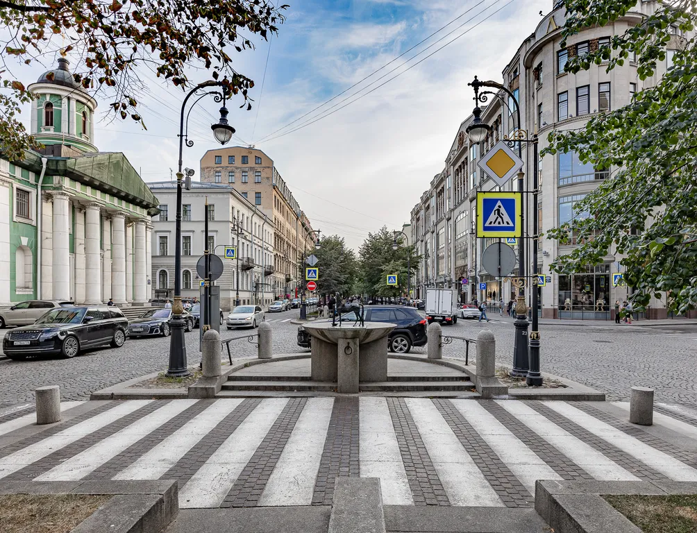 Элегантный лофт у Эрмитажа