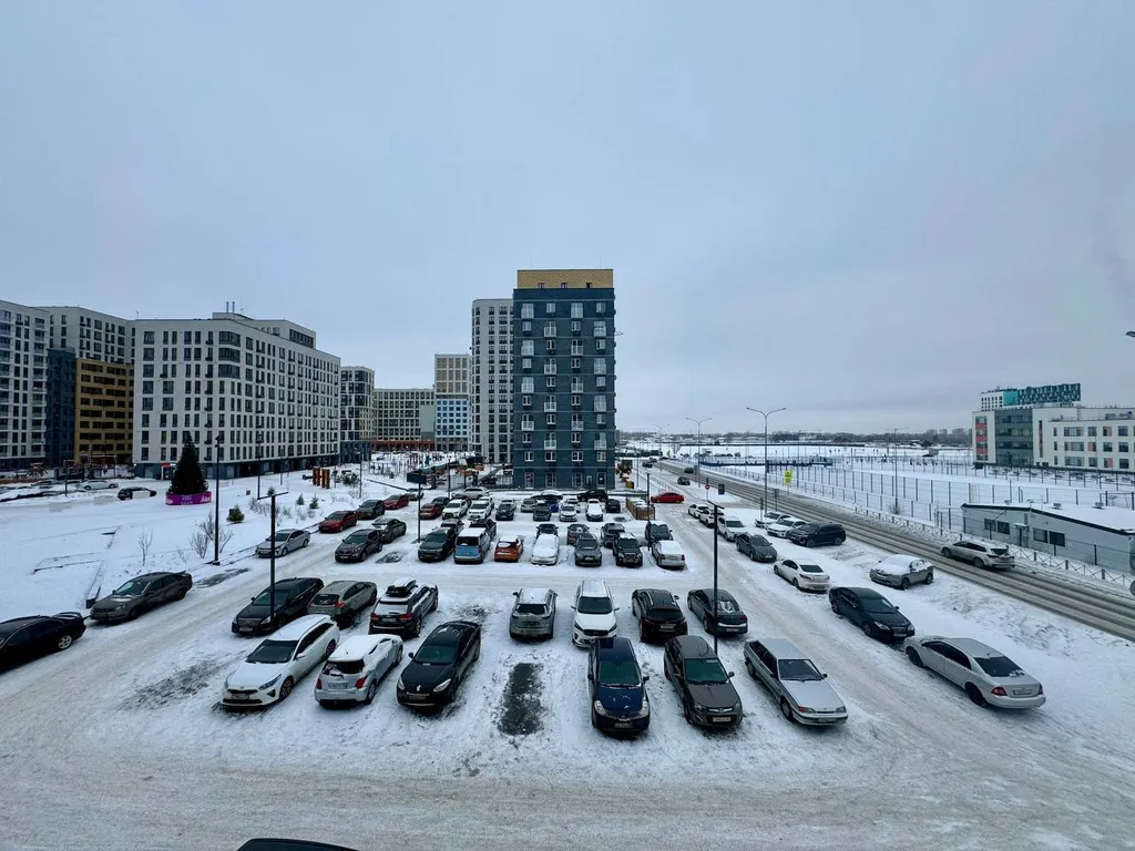 Квартира Двухкомнатная квартира для 4х гостей в новом доме. Скидка от 5 ночей! — Тюмень