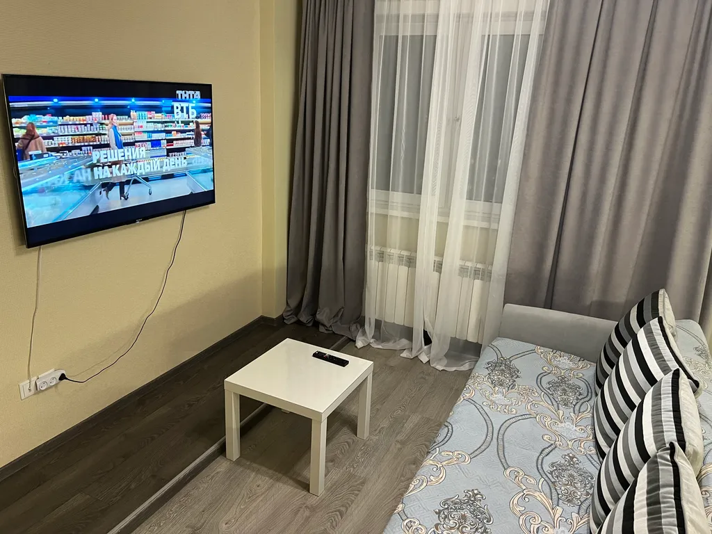 Евро 2-комнатные апартаменты у ТЦ Фестиваль