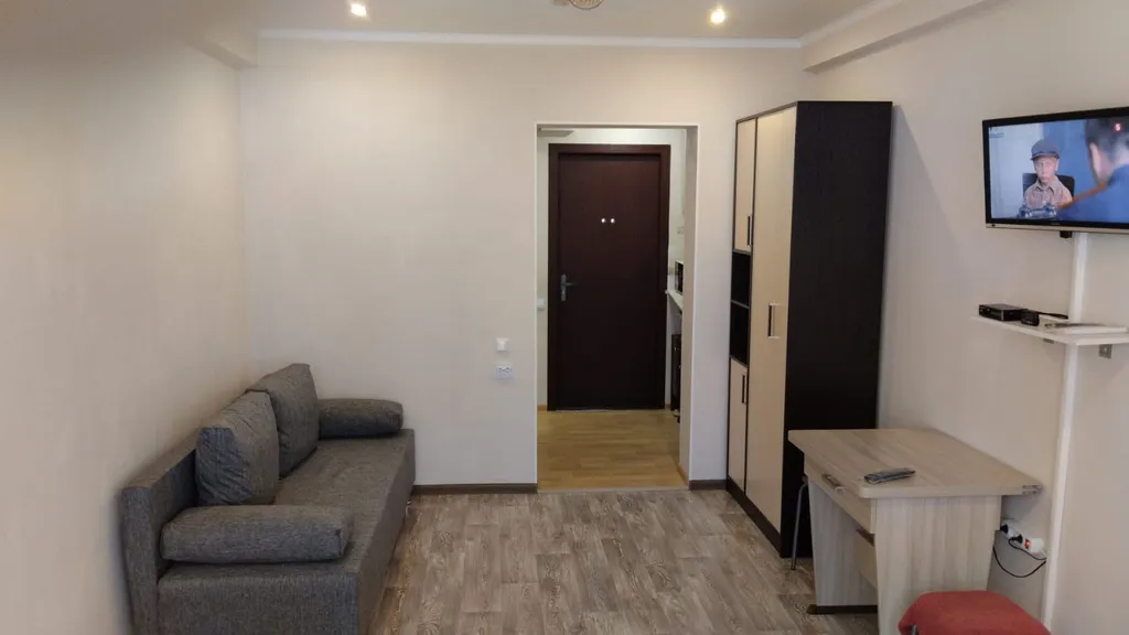 Уютная квартира в жилом районе курортного города — аренда посуточно в Железноводск