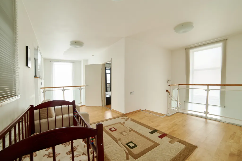 Загородный дом с баней возле горнолыжного курорта Сорочаны