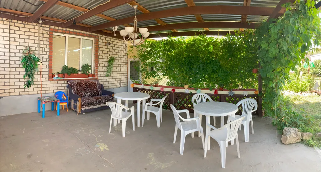 Коттедж Уютный дом только для вас и вашей семьи или друзей — Кучугуры