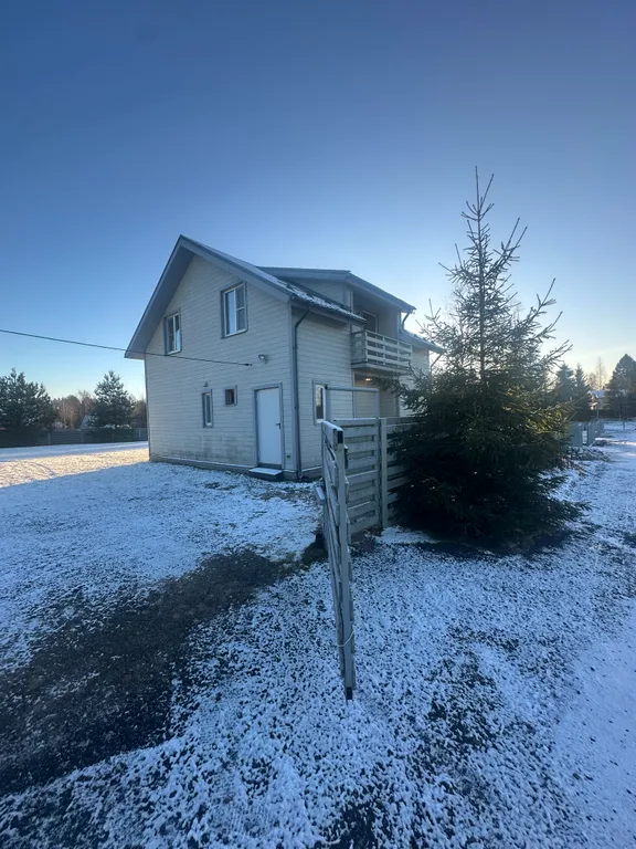 Дом у озера