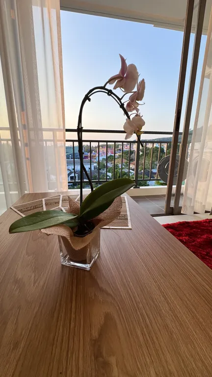 Двухкомнатная квартира у пляжа Камала с рабочим кабинетом, бассейном, залом