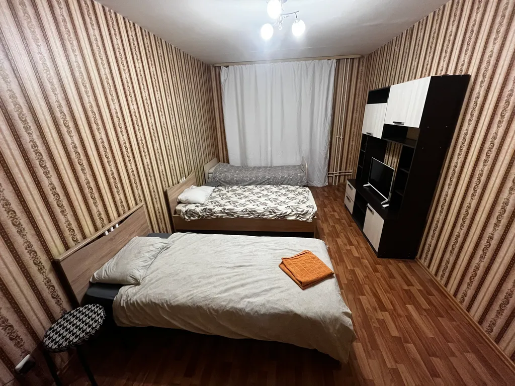 Квартира Просторная двухкомнатная квартира в Колпино — Тельмана