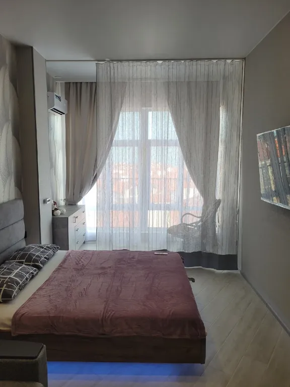 Квартира Квартира-студия с видом на море, новым ремонтом — Геленджик