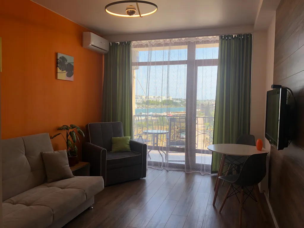 Квартира Апартаменты на берегу моря — Севастополь