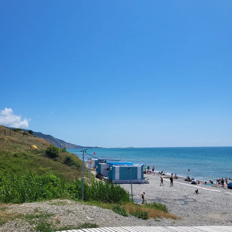 Квартира Уютная евро однушка с видом на бассейн — Варваровка