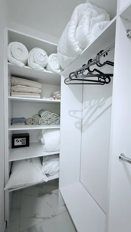 Клеопатра 2+1 линейная