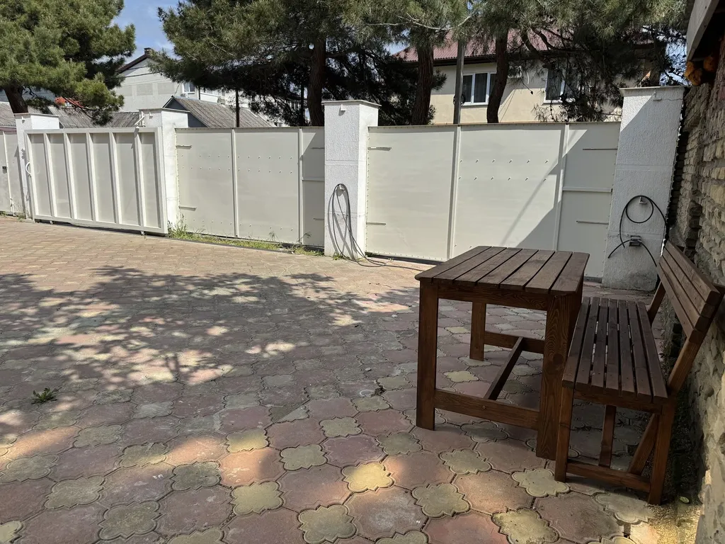 1-й этаж под ключ в центре - 15 мин до центрального пляжа