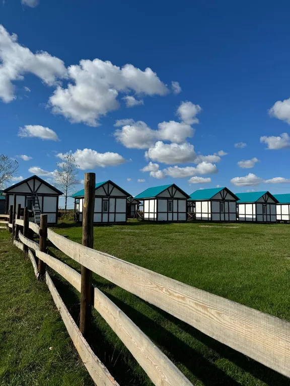 Летний четырехместный домик с верандой