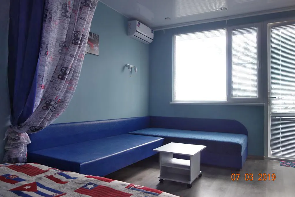 Студия на берегу моря