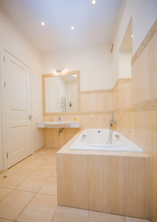 Riviera View 4BR Apartment