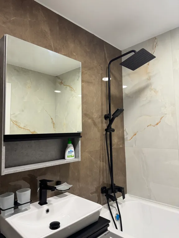 Уютная дизайнерская квартира в центральном районе города