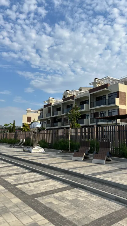 Шикарные апартаменты на первой береговой линии с бассейном