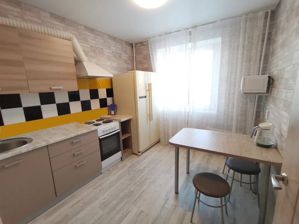 Большая квартира в тихом дворе