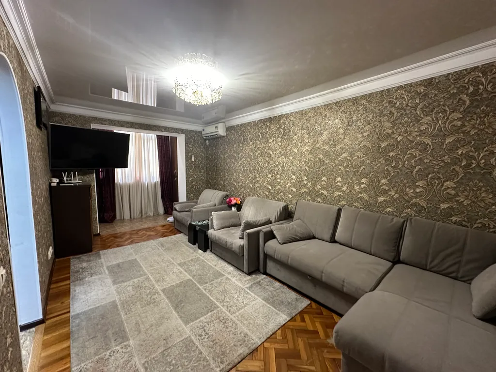 Квартира Апартаменты San, центр — аренда посуточно в Сухум