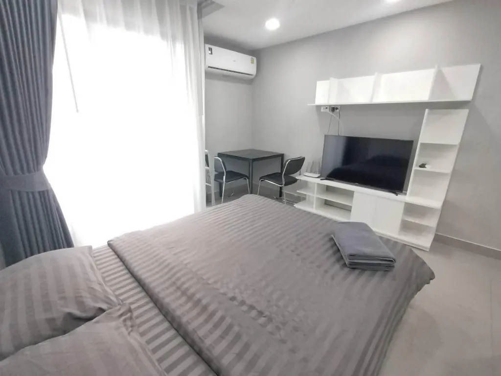 Новая светлая студия возле русского рынка на Пратамнаке