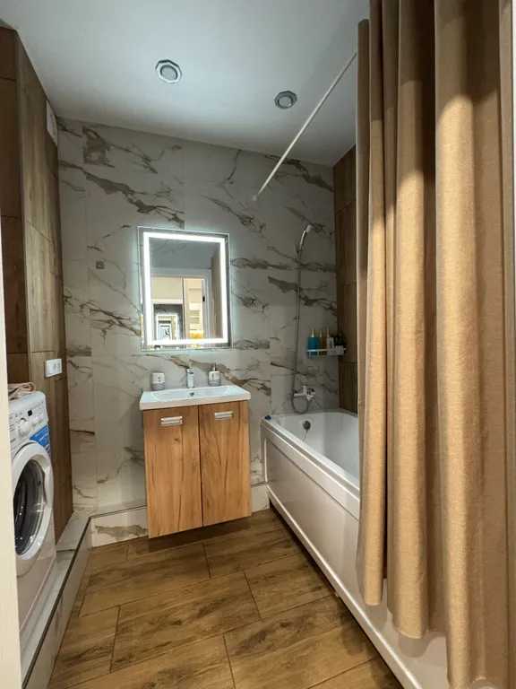 Новая дизайнерская 2-комнатная квартира в новом ЖК Эталон