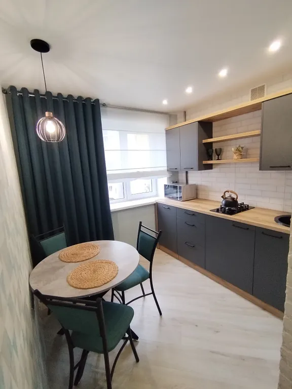 Стильная, уютная, чистая квартира-студия в центре города — аренда посуточно в Барановичи