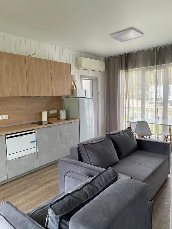 Уютный загородный дом на берегу озера