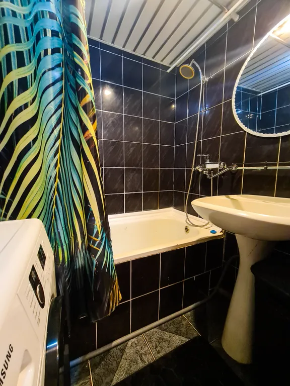 Двухкомнатная рядом с ЯГД и ж/д вокзалом