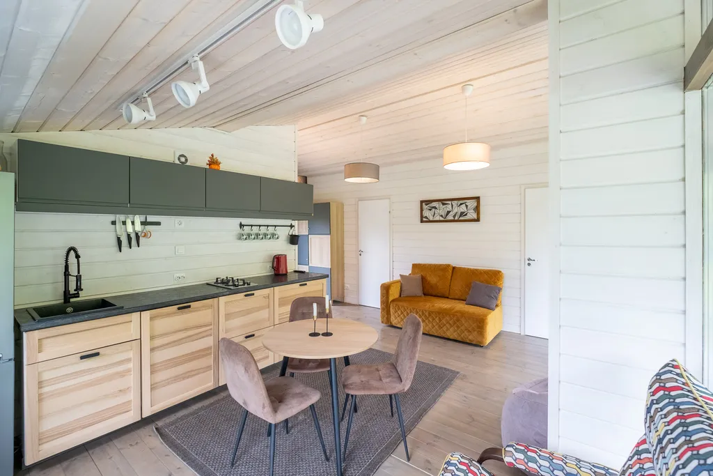 Лисий домик с камином