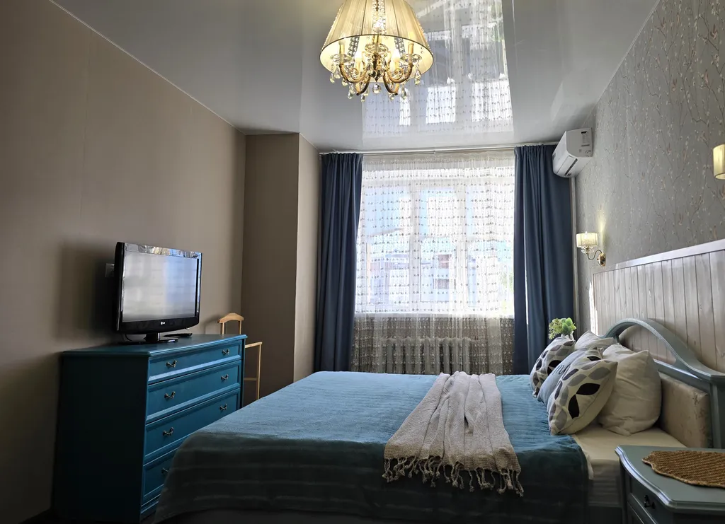 Евродвушка рядом с МТЛ Ареной, панорамный вид на Волгу