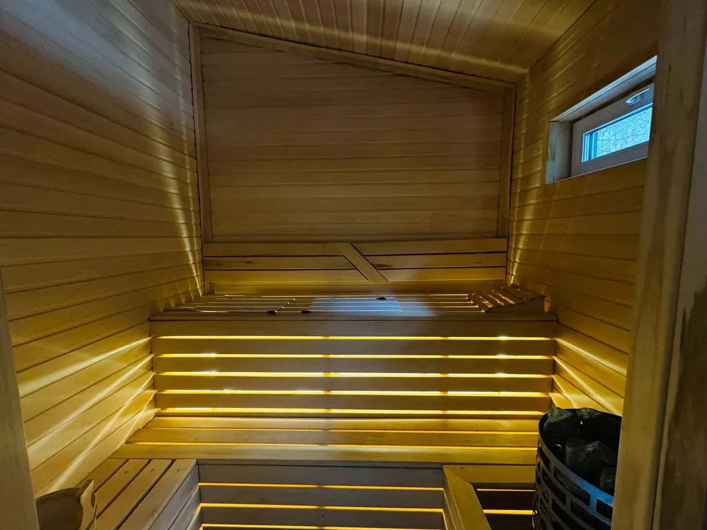 Коттедж Уютный дом в окружении леса — Полевской