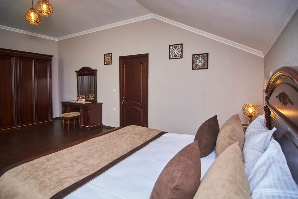 4-комнатный Дом