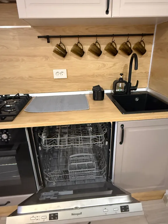 Уютная, светлая двухкомнатная квартира