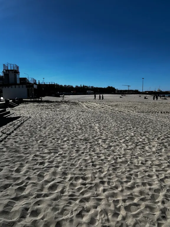 Новая двухкомнатная квартира на море