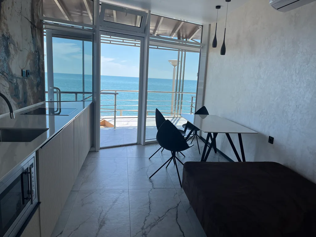 Квартира Апартамент с отдельным выходом на море — Лазаревское