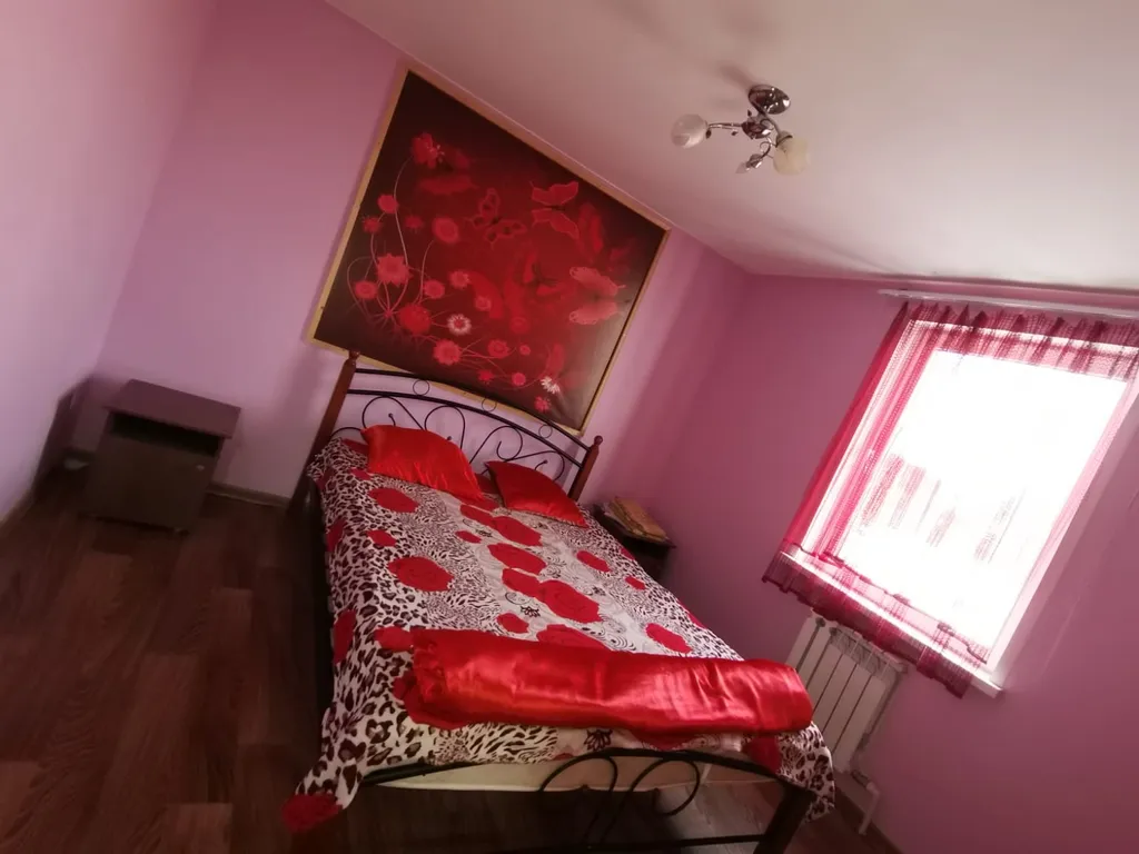 Коттедж в Красном стиле