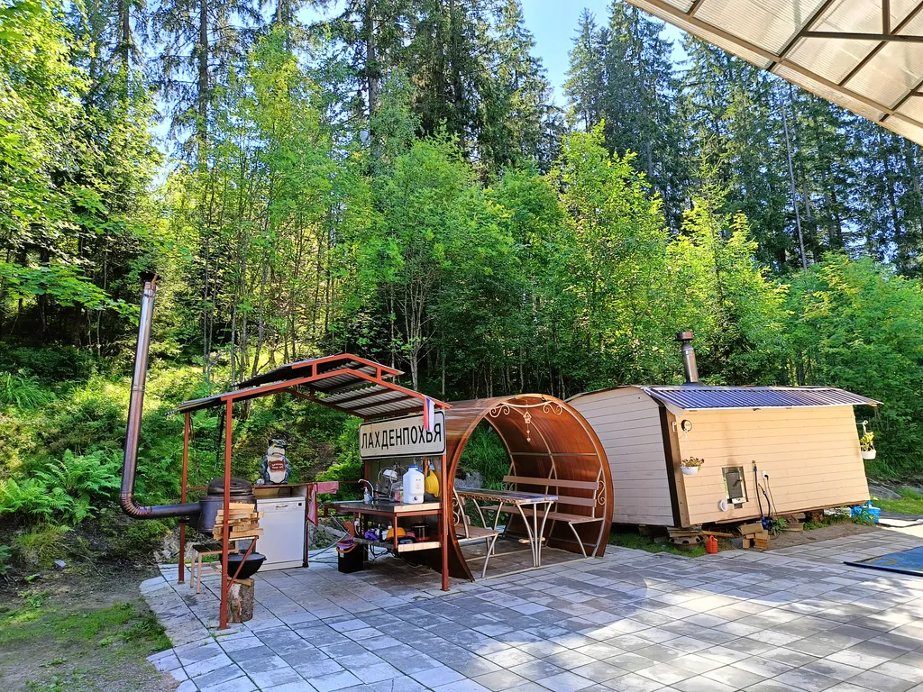 Дом у речки