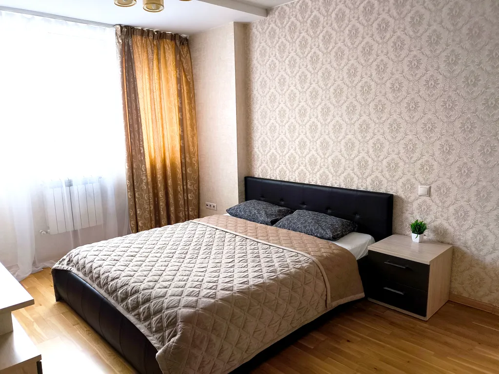 Двухкомнатная квартира с большой кухней — аренда посуточно в Люберцы