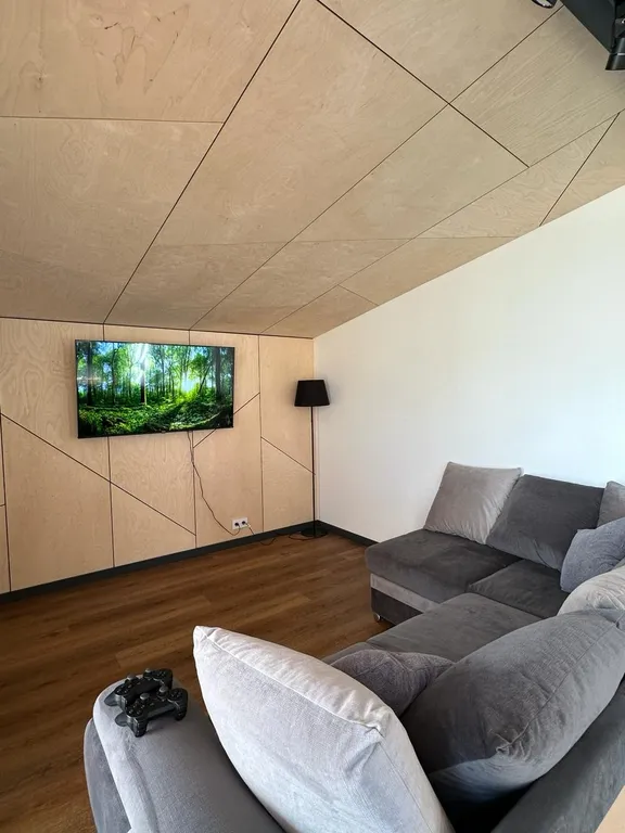 Коттедж Дом с террасой на берегу реки — Логиново