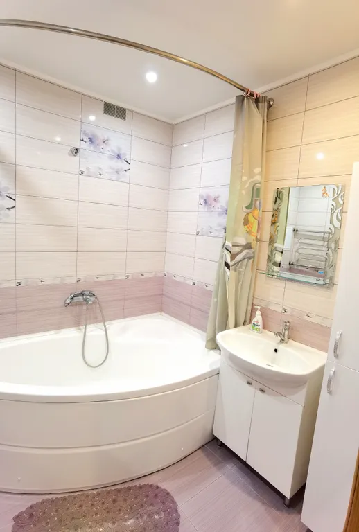 Уютная большая квартира с евро-ремонтом