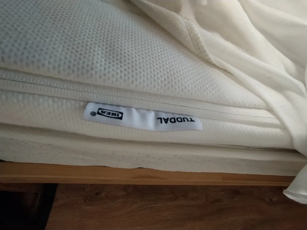 Вот она, двушка - сладкая подушка