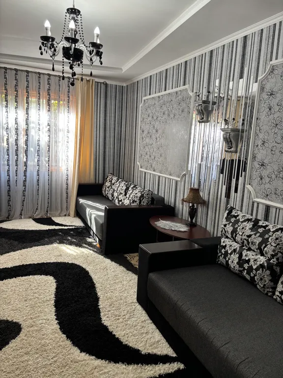 Коттедж с двориком