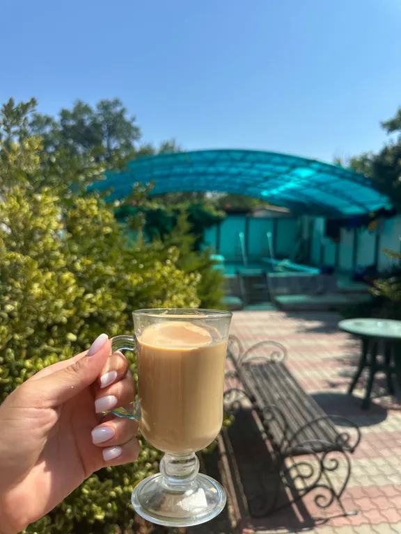 Дом с бассейном и сауной рядом с морем