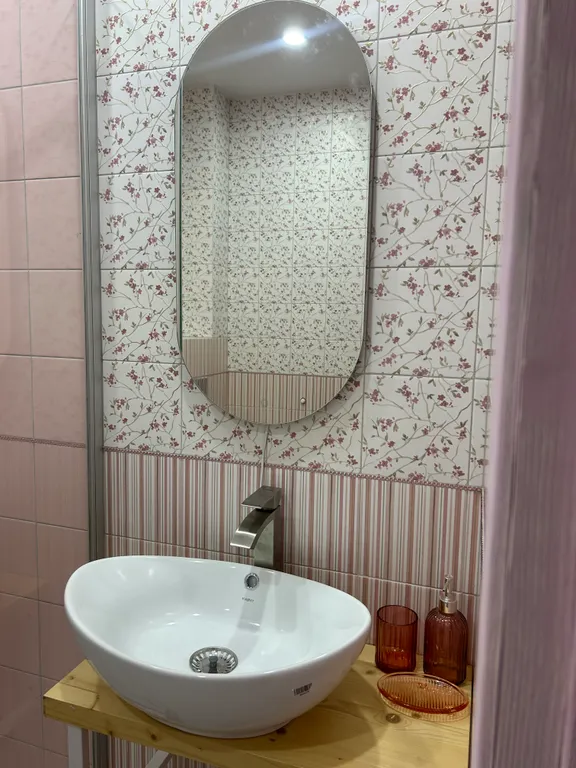 Уютная и красивая  квартира  «цветочный луг»!